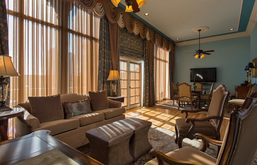 Brazos-Suite-Living